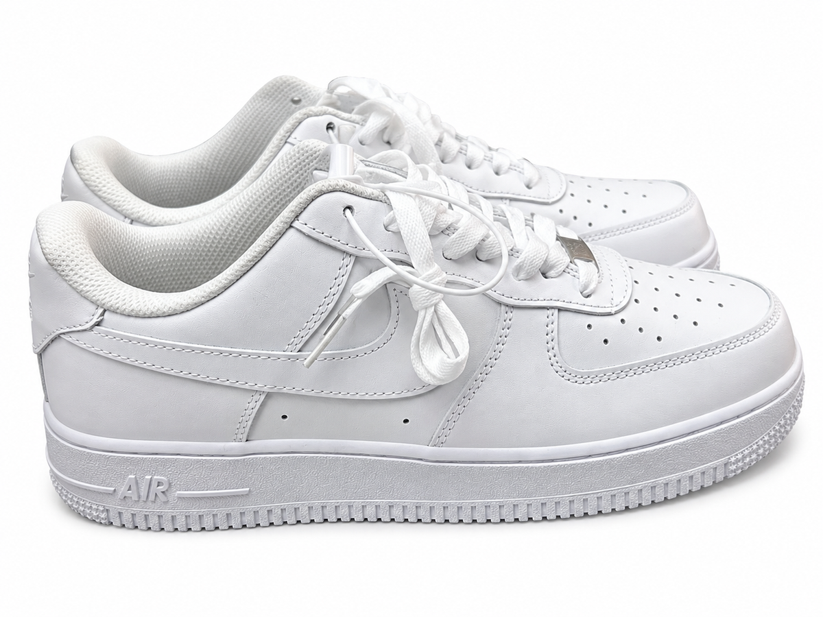 Nike Air Force 1 Low – Triple White